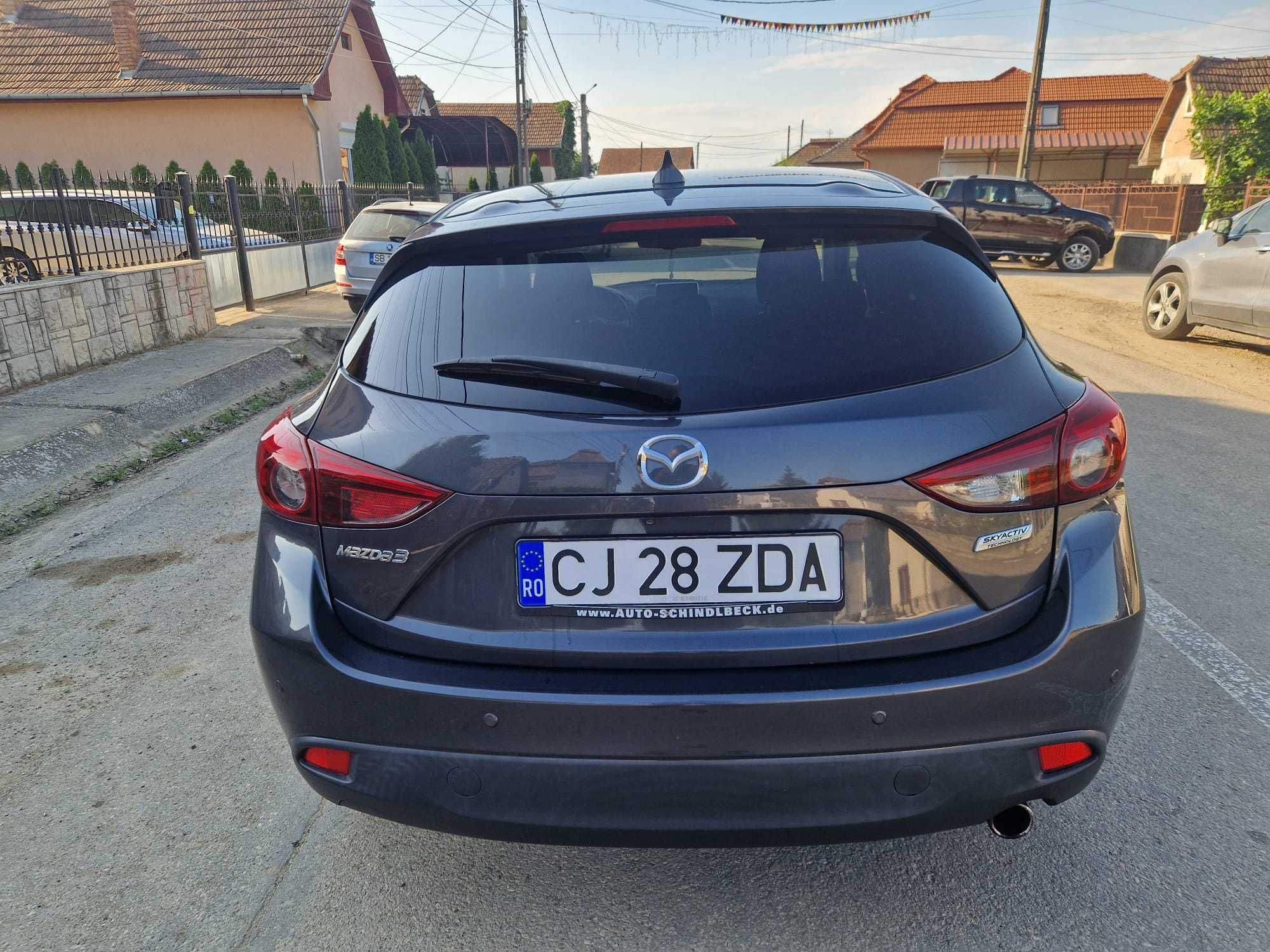 Mazda 3 Lim. Nakama Navi R-Kamera 2016