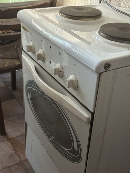 Продам плита с духовкой рабочая Мечта