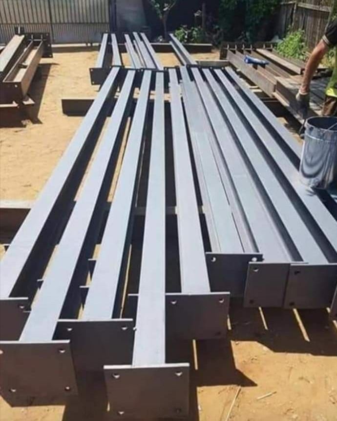 Structura Metalica 10x20x5 schimb cu auto