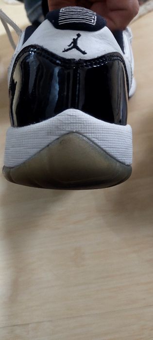 Air Jordan 11 Retro Low BG sneakers