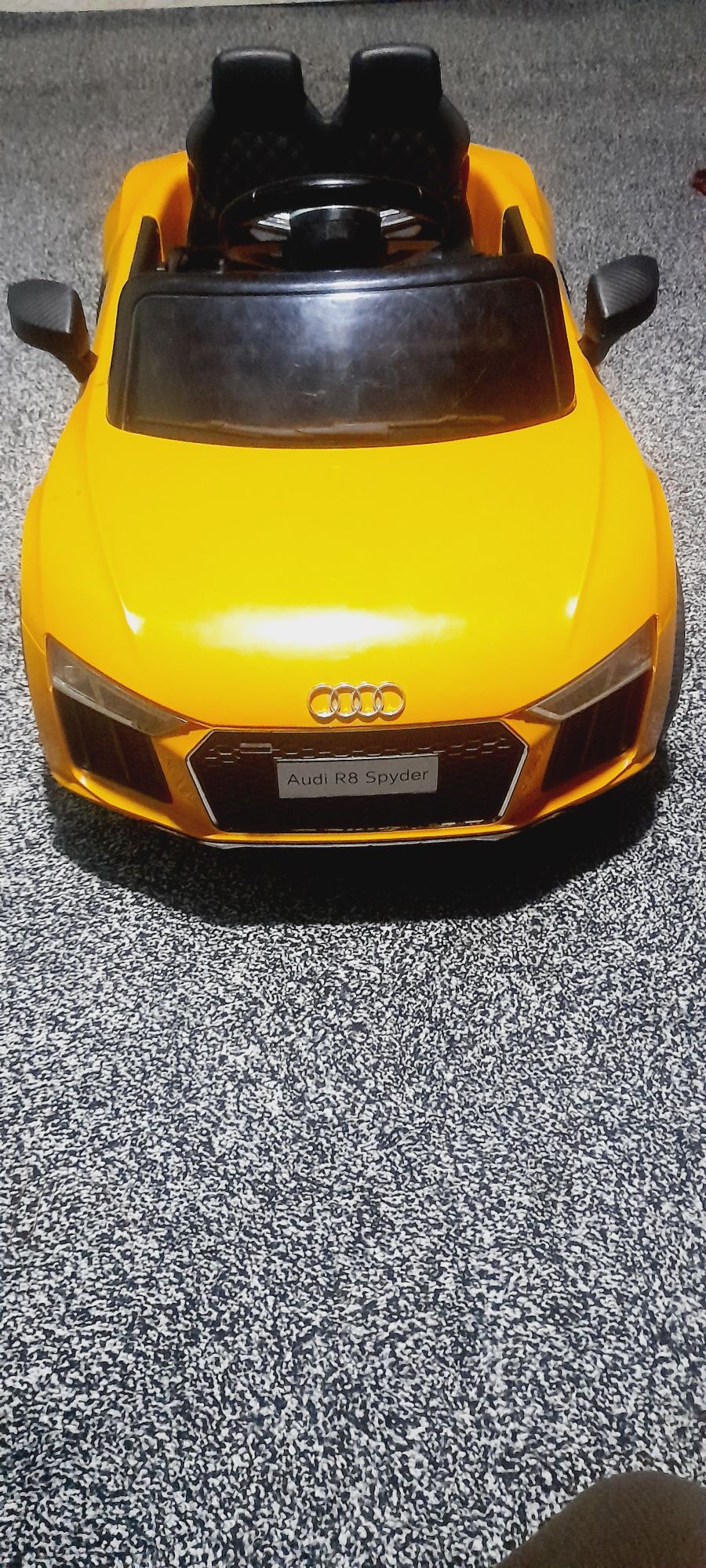 Детский електромобил AUDI R8