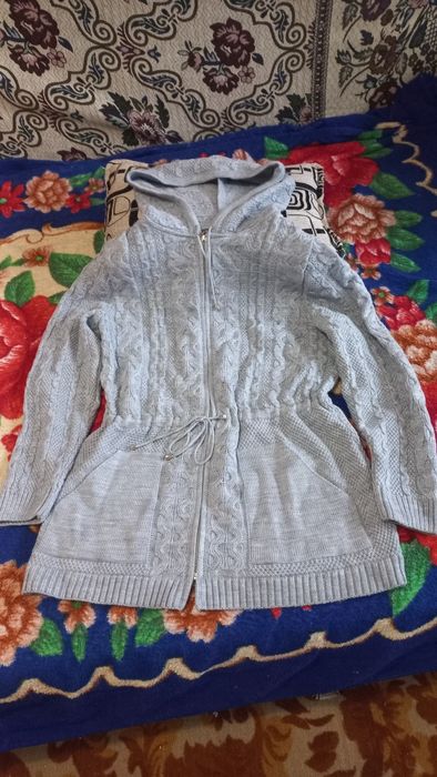 Продам новый тёплый кардиган