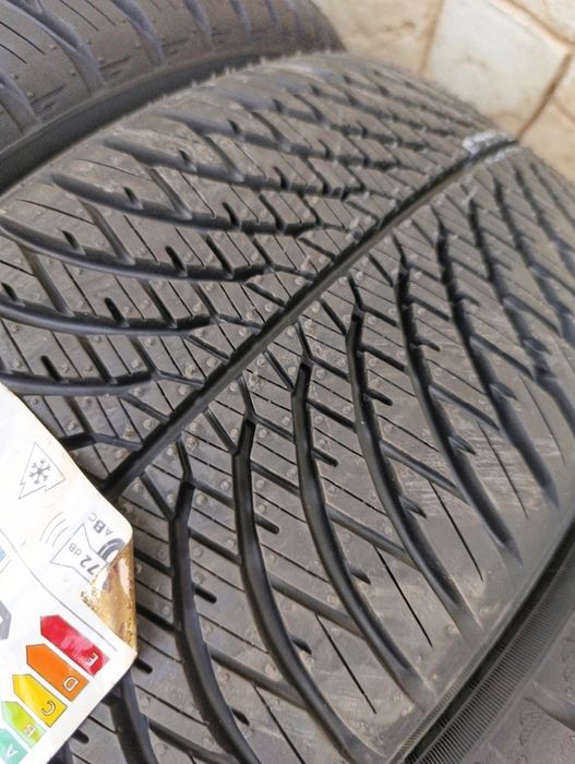 Всесезонни гуми Yokohama 205/55/16 dot 2025