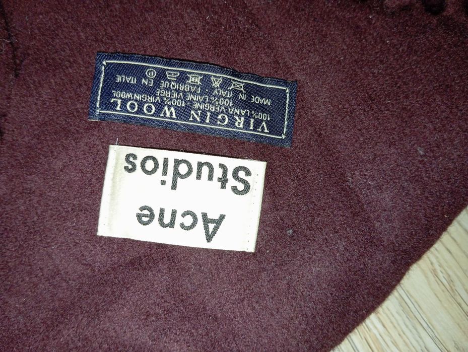 Aigner, Massimo Dutti,Gucci,Rains,Pikolinos