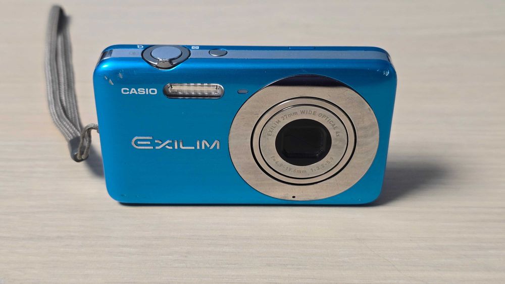Casio Exilim EX-Z800 , 14 mp