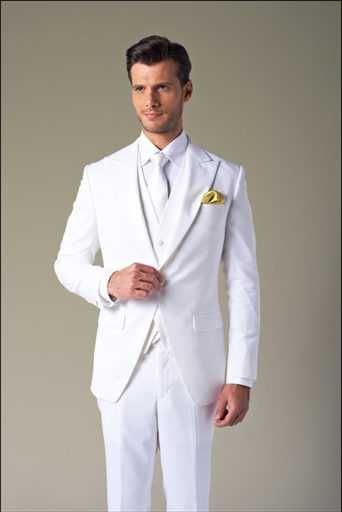 Продам белый костюм