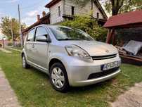 Vand DAIHATSU SIRION, motor 1298 cm, in perfecta stare de functionare.