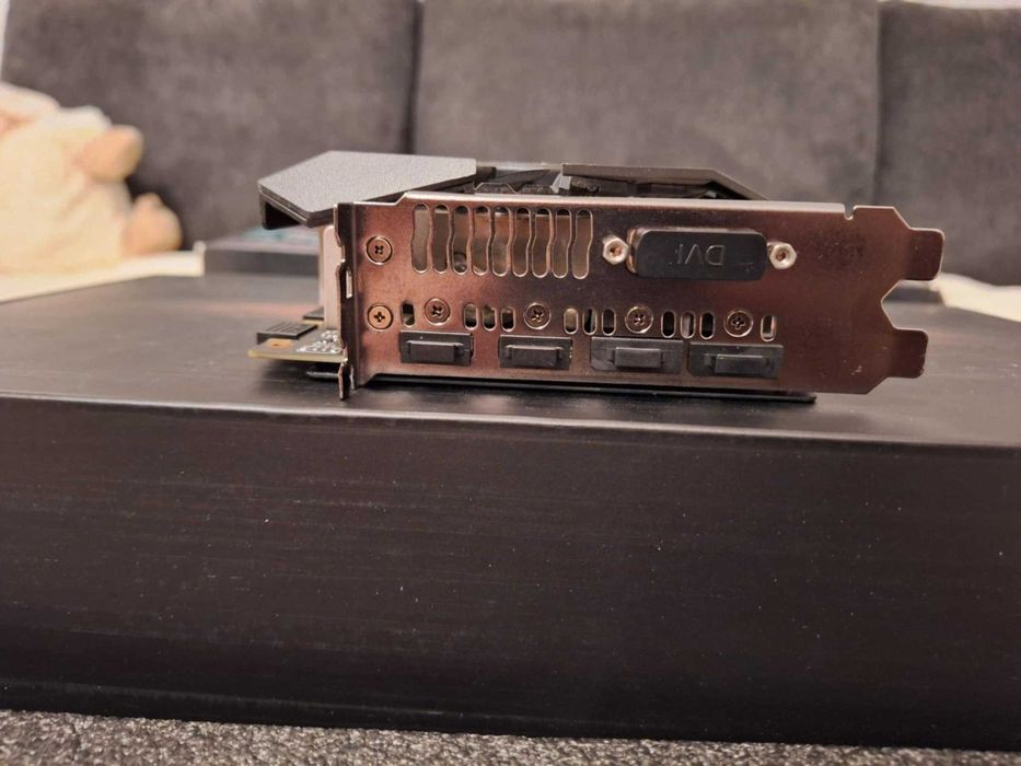 Placa video - Asus Rog Strix GTX 1070ti, 8 GB