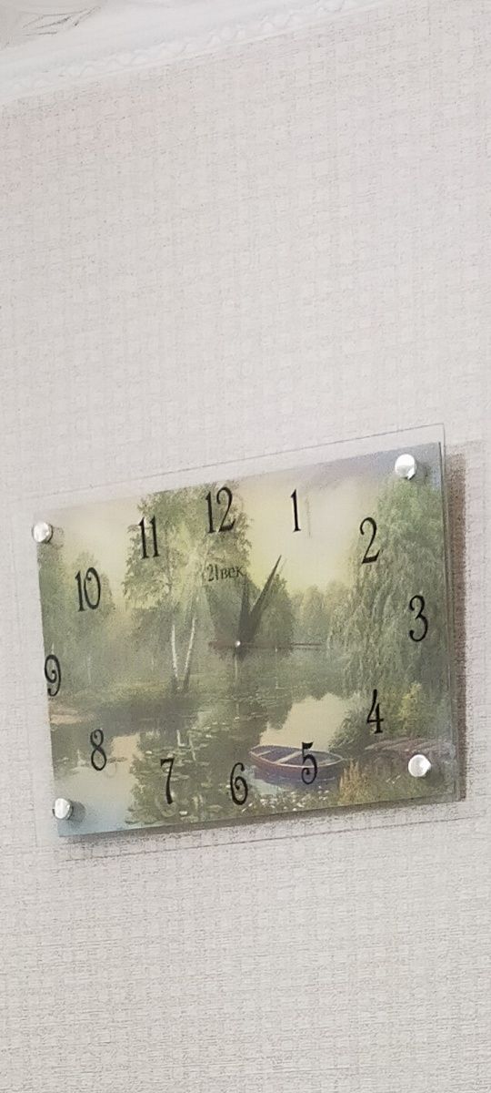 Продам часы настенные