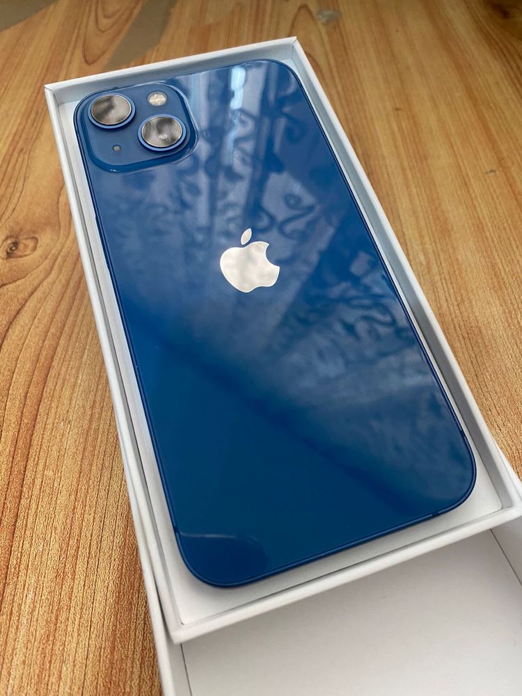 iPhone 13 с гарантией