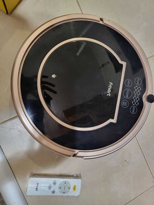 Прахосмукачка робот Fmart