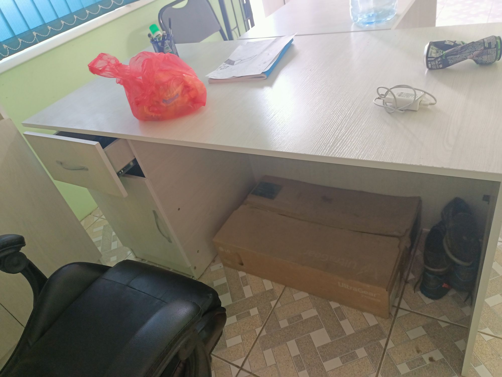 кресло,  стол,  стуля