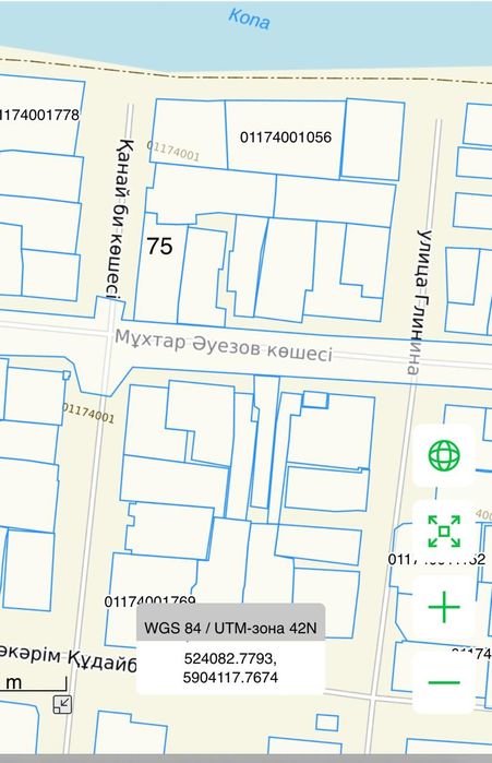 Продам участок в городе, около озера