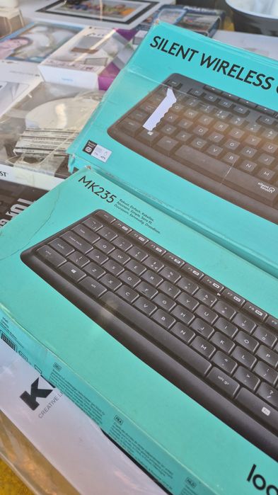 Tastaturi logitech wifi cu maus combo