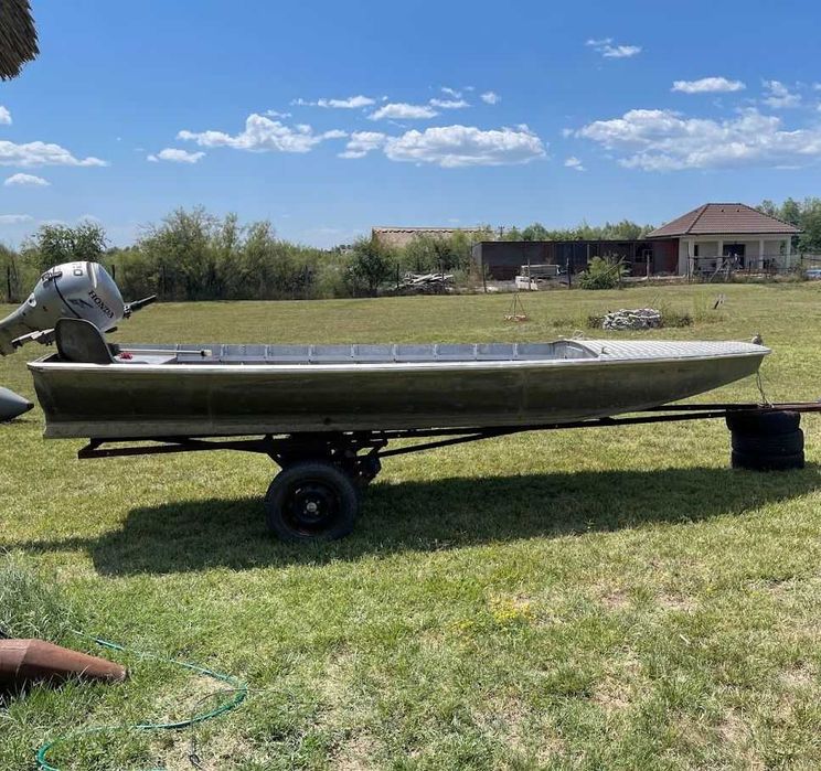 vand 2x barca aluminu