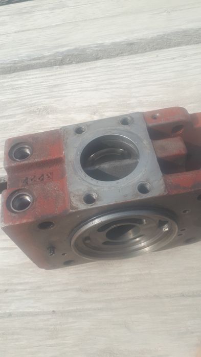 хундай 1400w  гидронасос кисмларигидророспределитни главный клапани ро