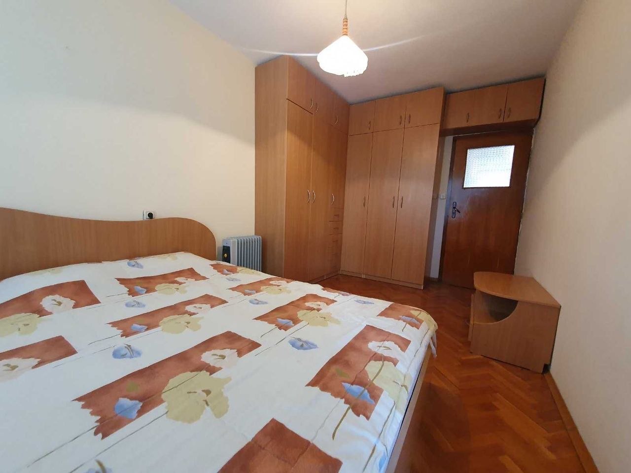 Дава се под наем Тристаен апартамент в Бургас, Център - 85 кв.м за 500 € - Снимка #6