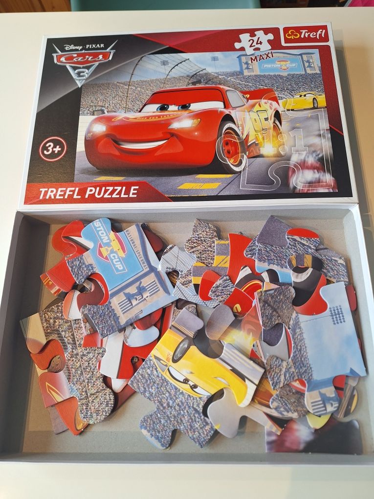 Puzzle Fulger McQueen, Patrula Catelușilor și Motanul încălțat