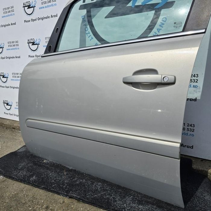 Portiera usa stanga fata Opel Zafira B Facelift