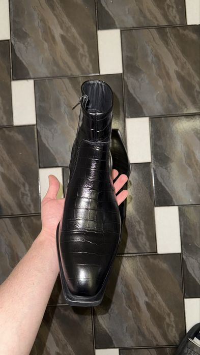 Мъжки ботуши от релефна кожа - 44 номер