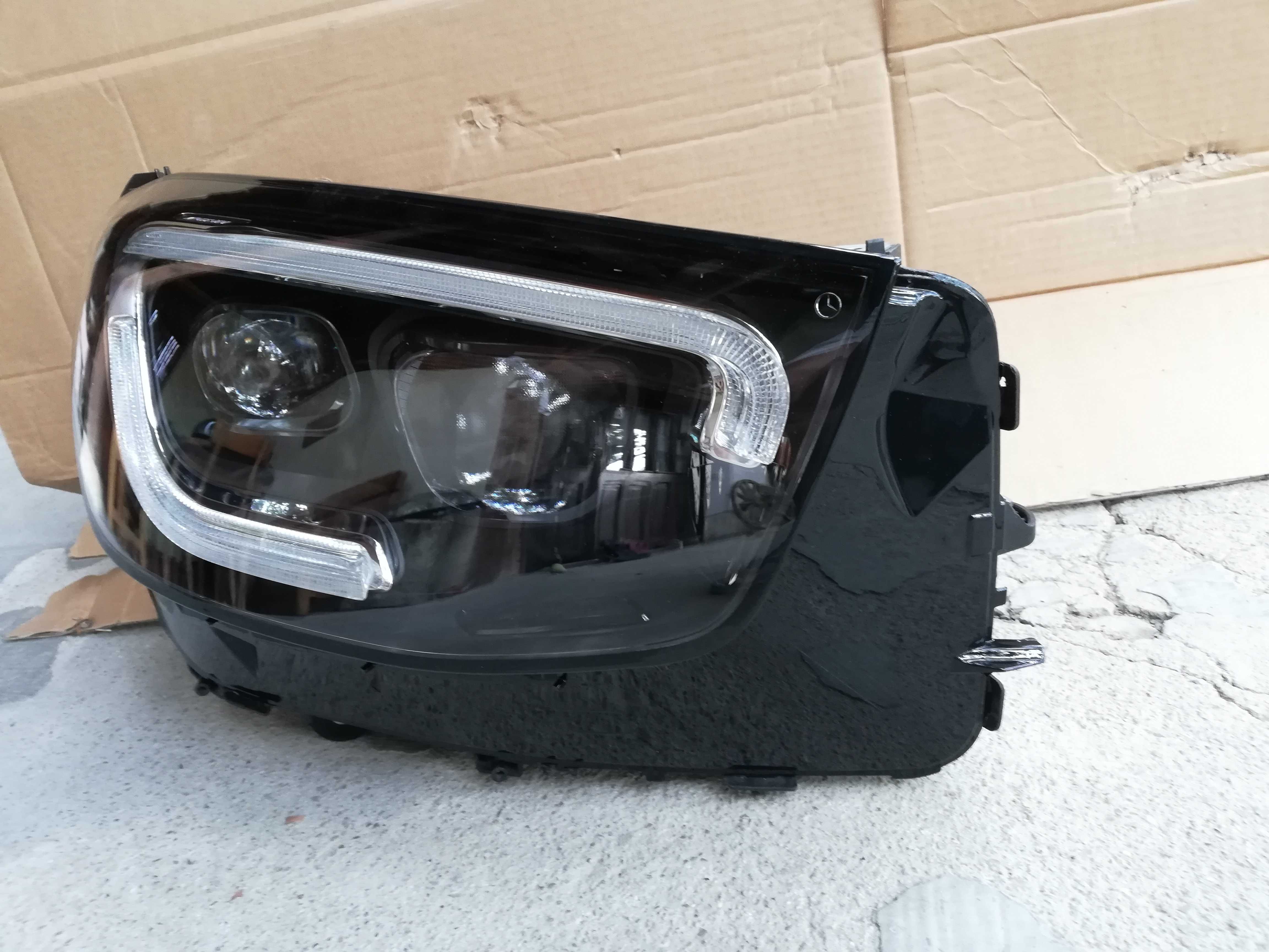 Фар Мерцедес ГЛЦ W253 LED десен/Фар Mercedes W253 GLC FULL LED