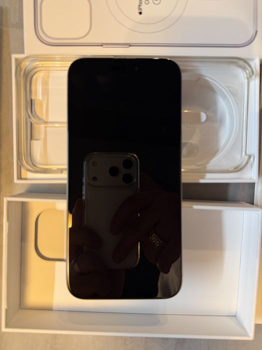 Iphone 15 pro max 512 Natural Titanium+ 10 folii de sticla incluse
