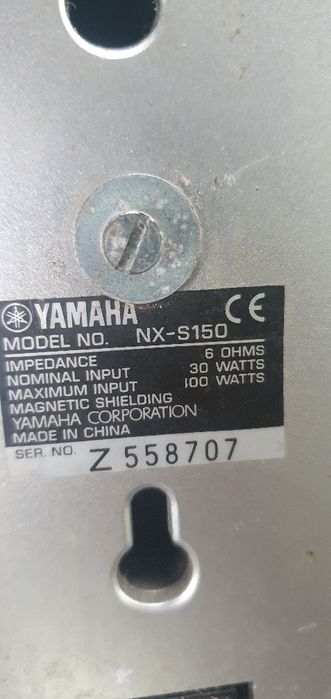 Yamaha 2 Sateliti + 1 Central