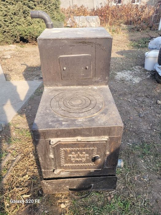 Продам печку в нормальном состоянии