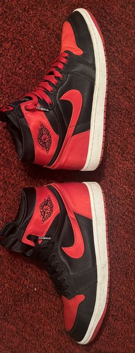 Air Jordan 1 Retro High OG “Satin Bred” NR 41