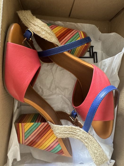 Сандали Loretta Vitale и Сандали с дървена подметка ADAMS номер 39