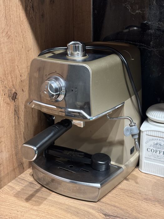 Кофемашина Delonghi