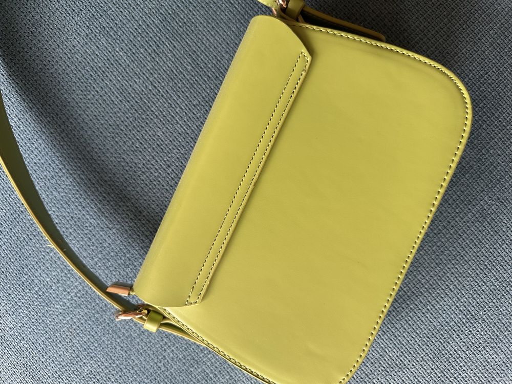Нова чанта Pierre Cardin