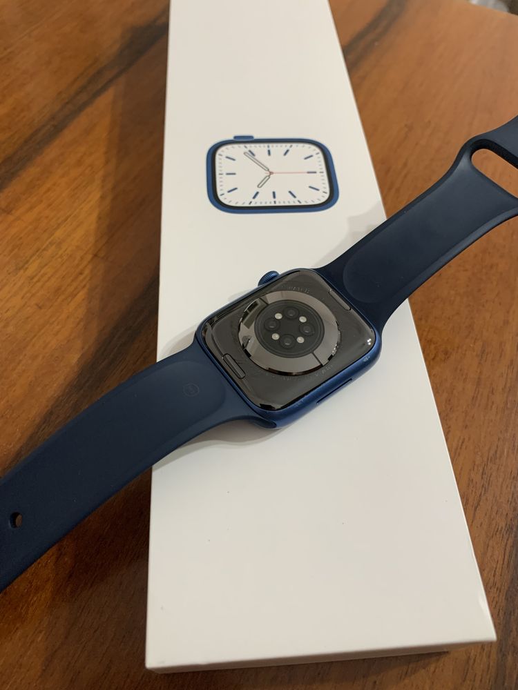Apple watch series 7/45mm blue