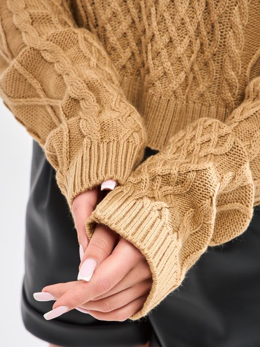 ЛИКВИДАЦИЯ магазина! Свитер мягкий вязаный 59000 сум!!