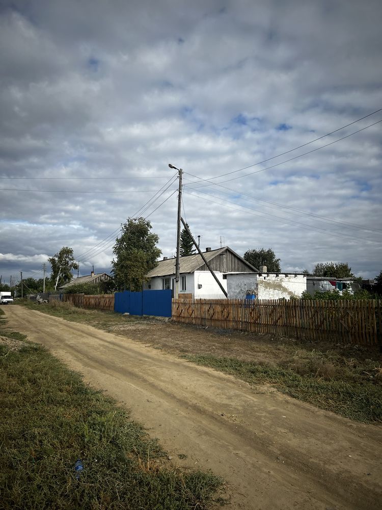 Продам дом пригороде