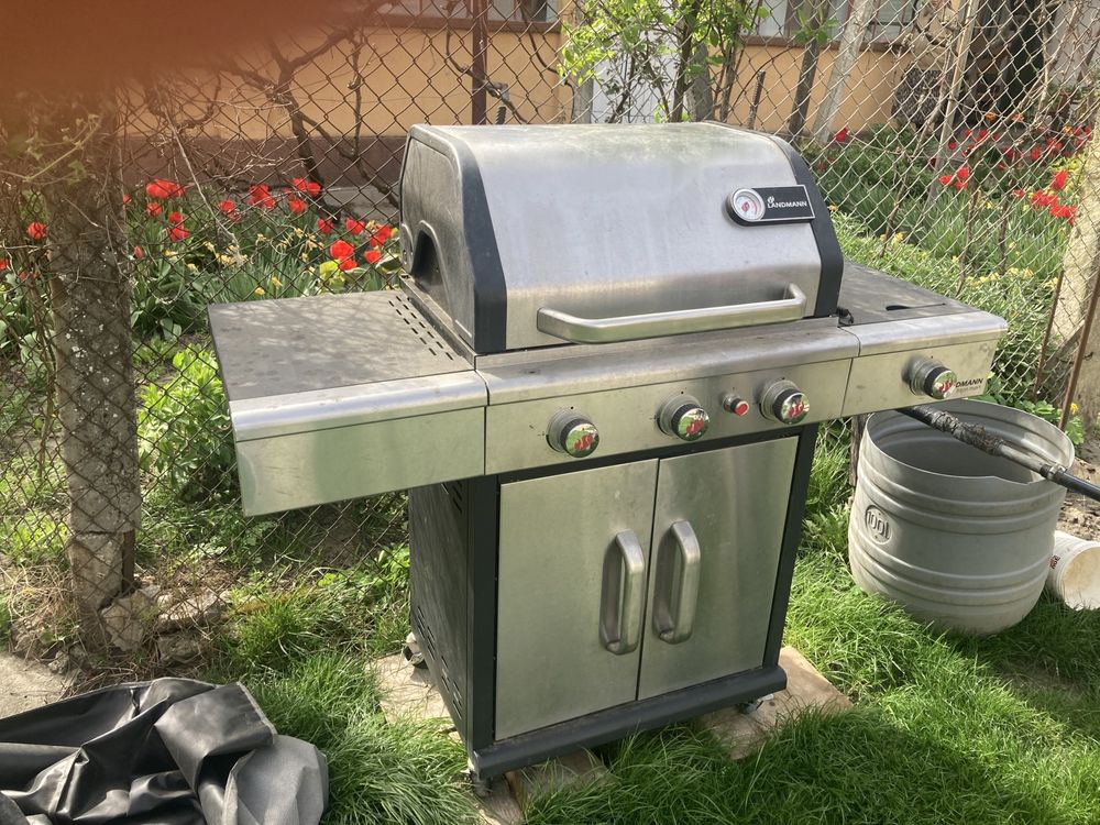 Gratar pe gaz, Landmann Triton barbecue