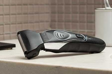 Тример за цялото тяло Wahl Aqua-Groom Waterproof , 11 гребена