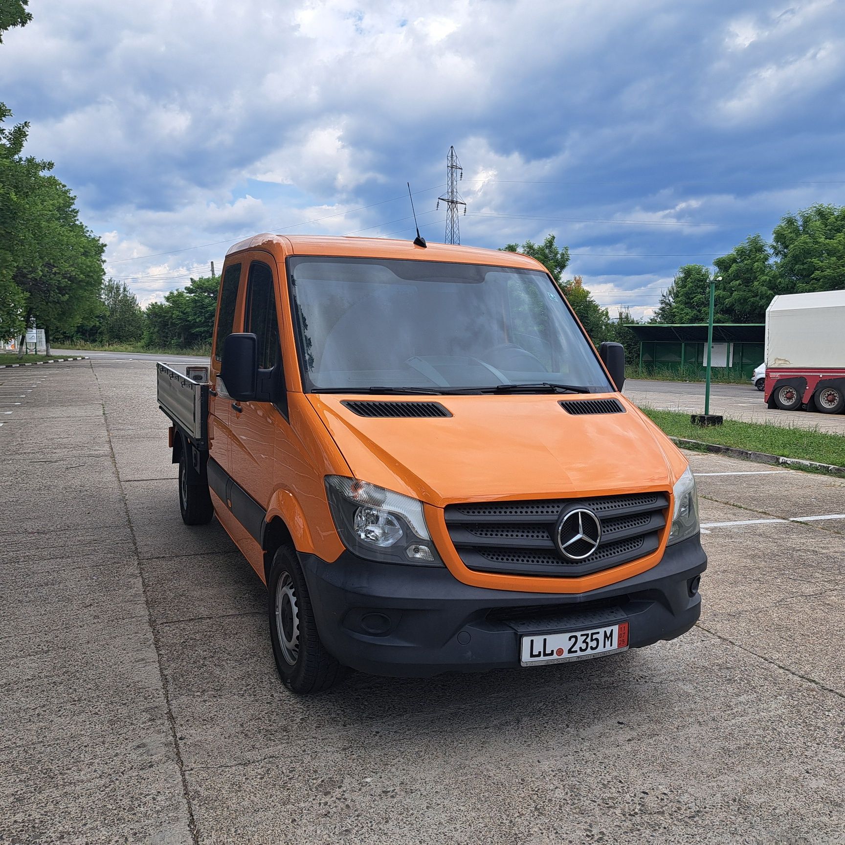Mercedes Sprinter Doka An 04/2016 euro 5 lada 2,8m. 313/7 locuri
