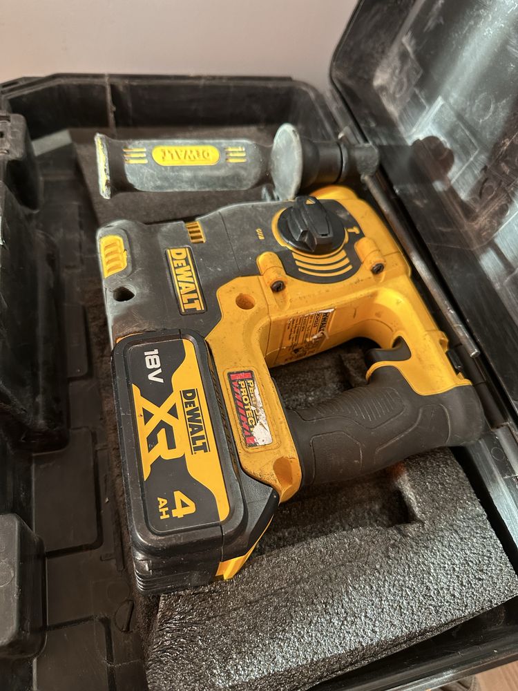 Dewalt Перфоратор