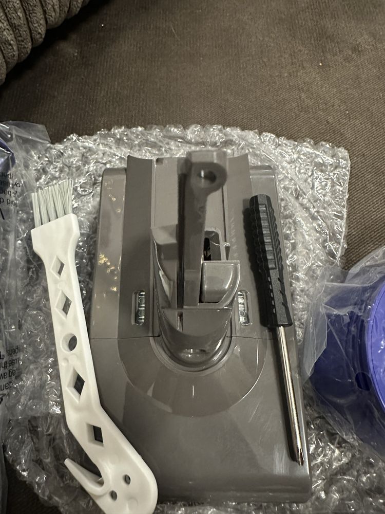 Батерия за Dyson V8