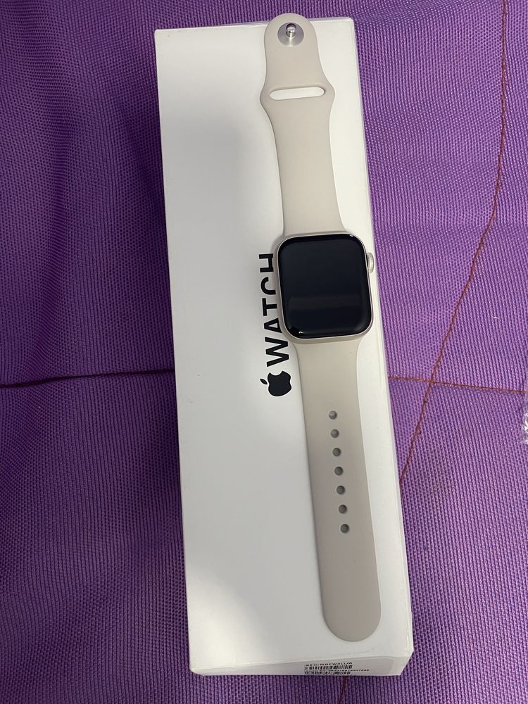 Смартчасы Apple watch