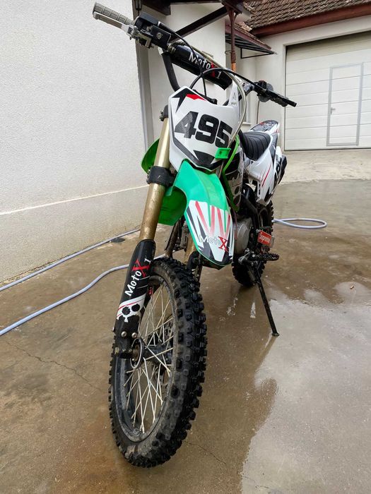 Vând cross perfect funcțional