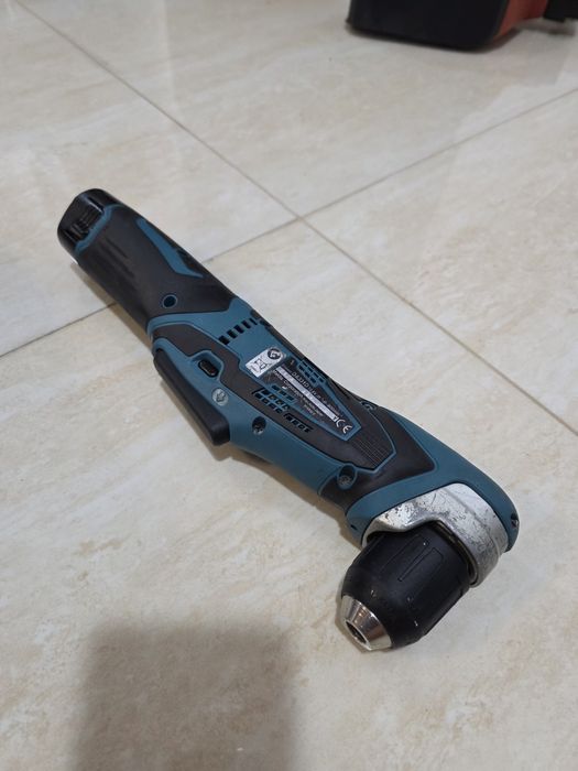 Masina de găurit unghiulara Makita DA331D