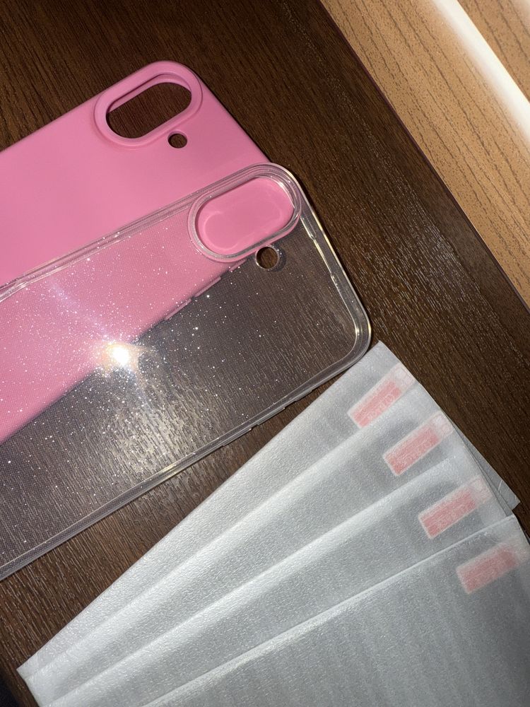 Калъфи и стъклени протектори за Iphone 16 plus