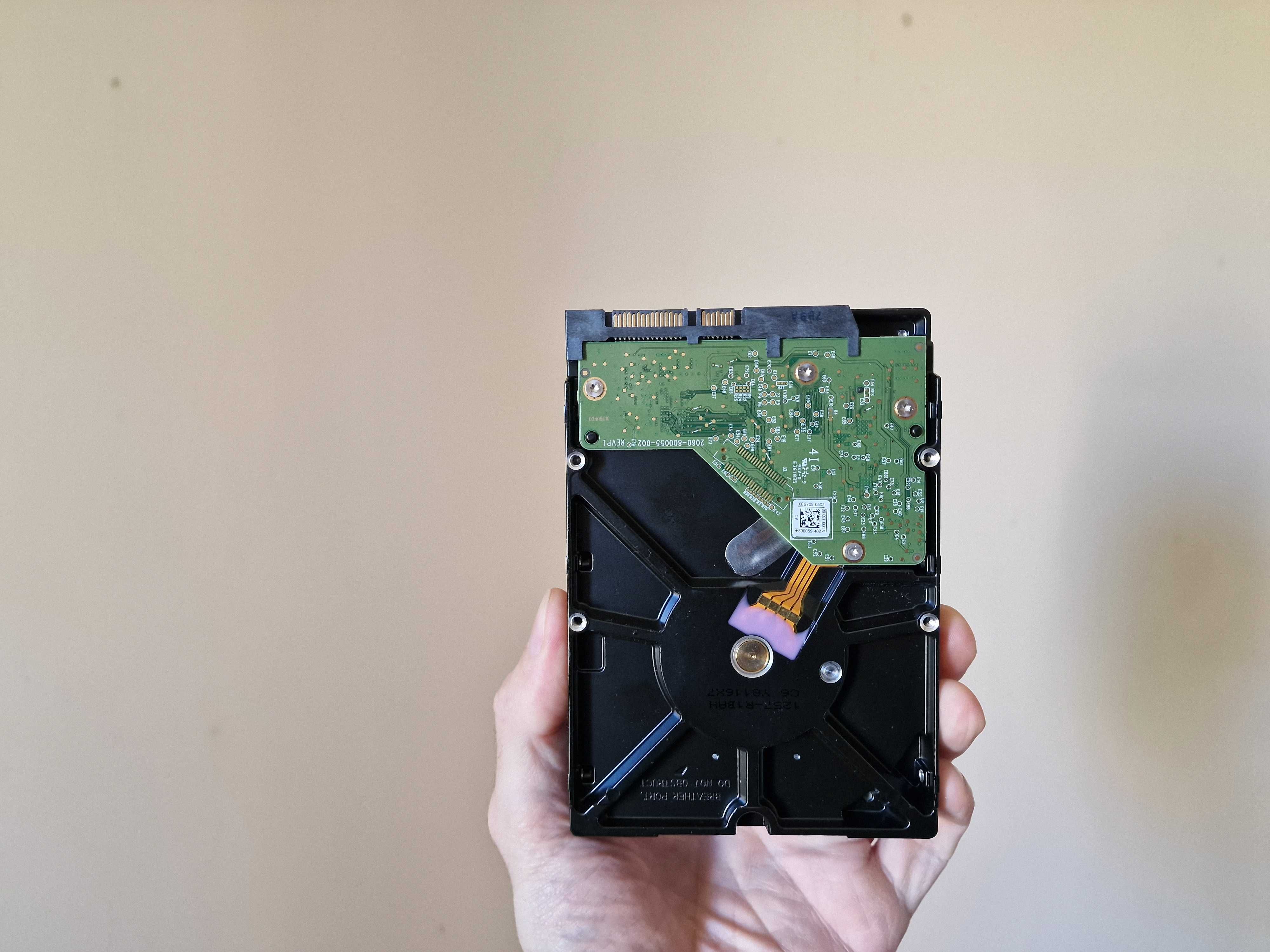 hdd 4tb WD compatibil pc.Stare f buna