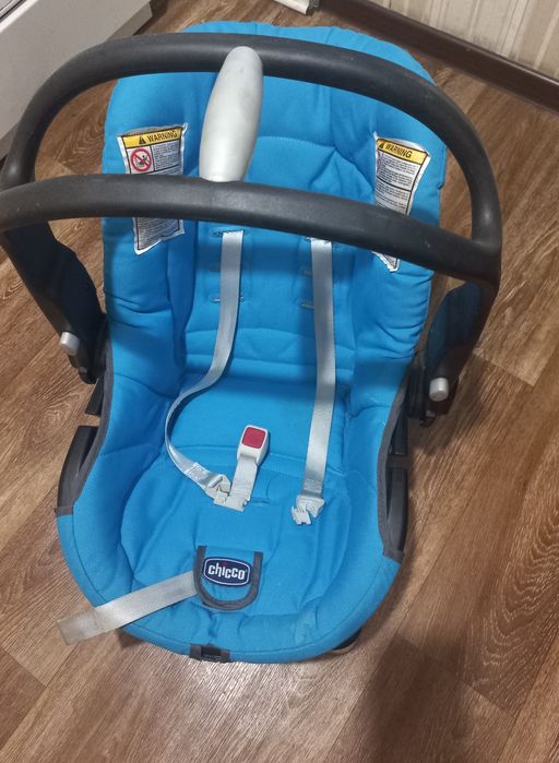 Продам автокресло