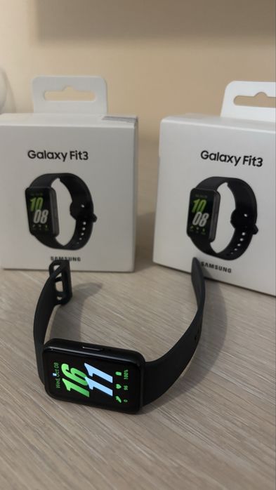 SAMSUNG Galaxy Fit3