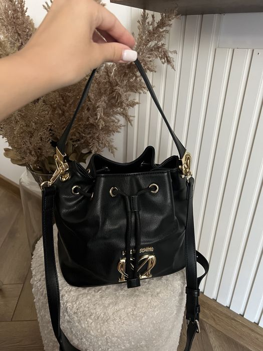 Дамска чанта тип торба на Moschino