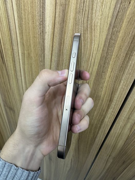 iphone 16 pro desert 128 gb 93%