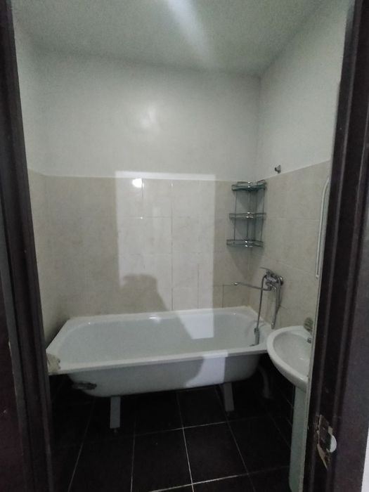 Motrid 2 etaj 3 xonali zudlik bilan sotiladi